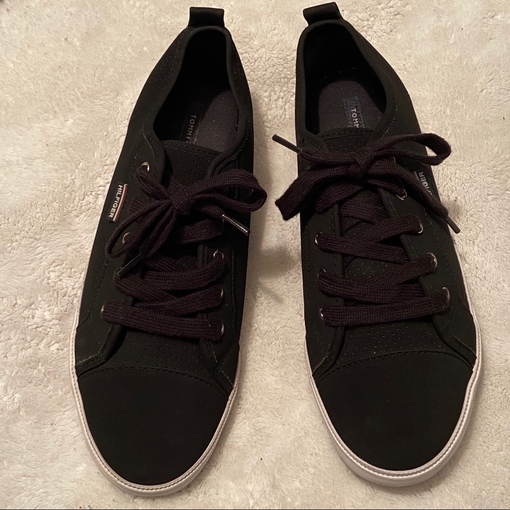 Tommy Hilfiger Black White Sneakers Shoes Size 10 - Picture 3 of 8